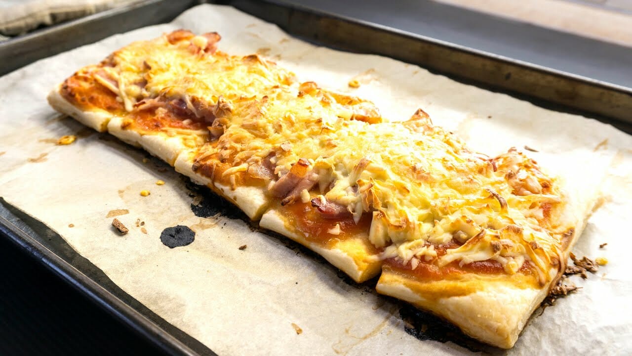 Easy Puff Pastry Pizza - Puff pastry ideas